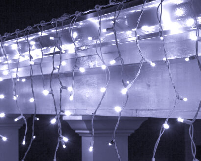 Светодиодная гирлянда бахрома Белая 6 x 0,6м IP65