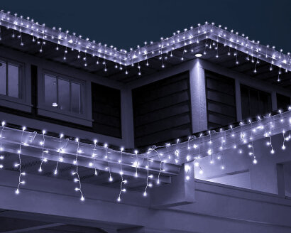 Светодиодная гирлянда бахрома Белая 15 x 0,6м IP65